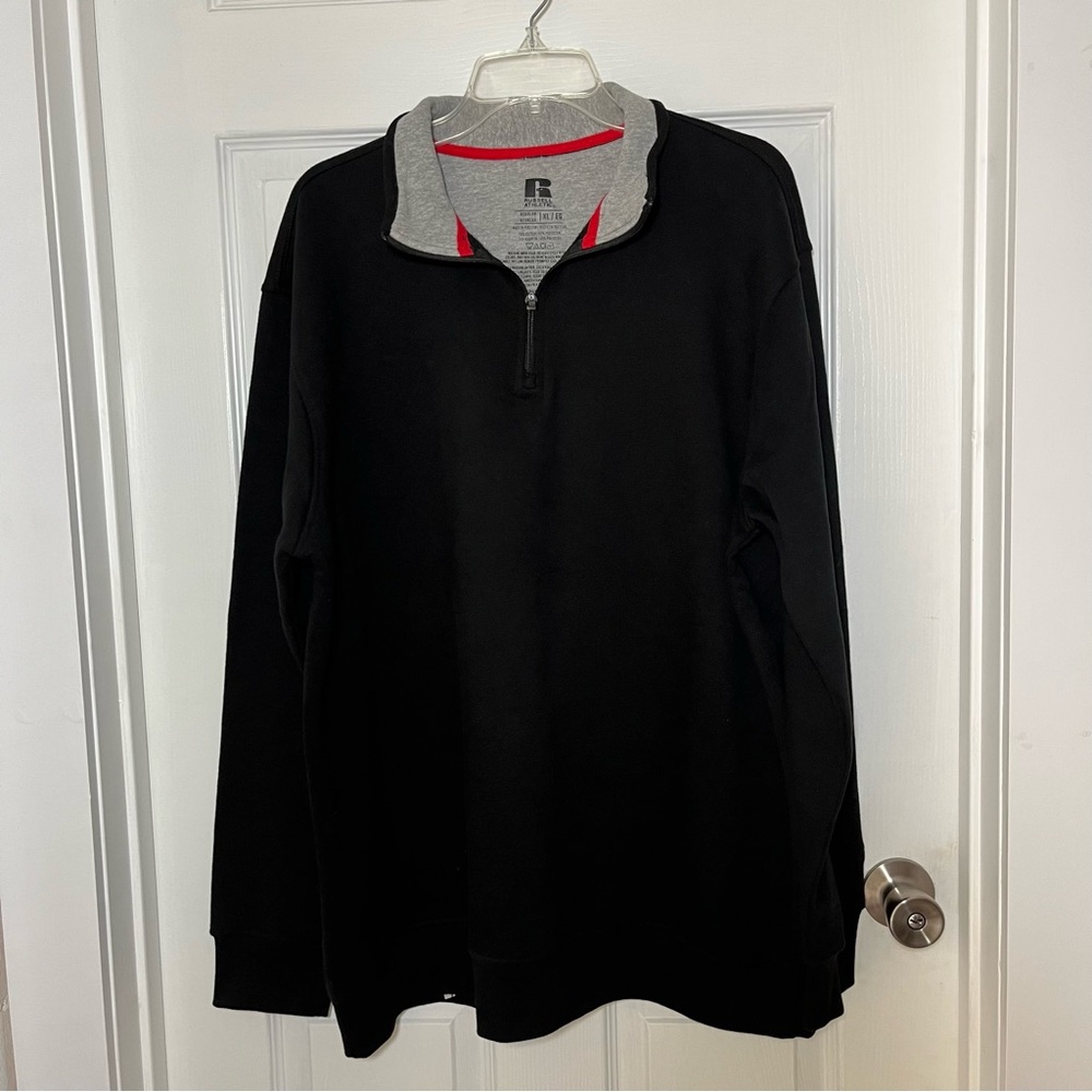 Russell Athletic NWOT Gray and Black 1/4 zip Pullover